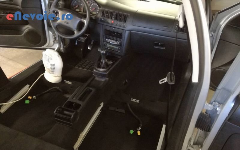3detailing-auto-curatare-interioare-auto-polish-faruri-polish-auto-moto--adrian-sorin-pl.png