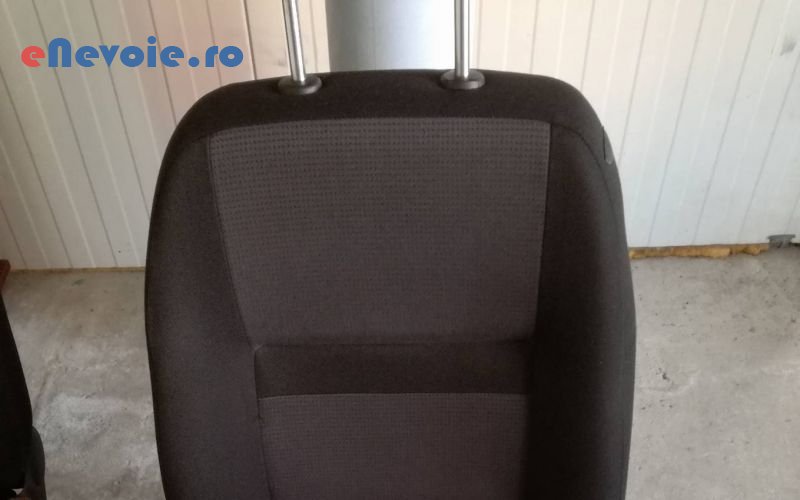 4detailing-auto-curatare-interioare-auto-polish-faruri-polish-auto-moto--adrian-sorin-pl.png