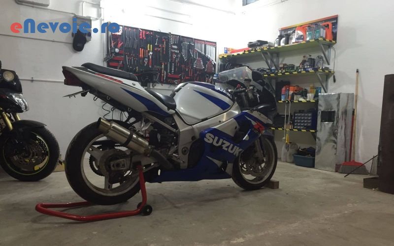 3service-moto-auto-moto--aurelian-corn.png