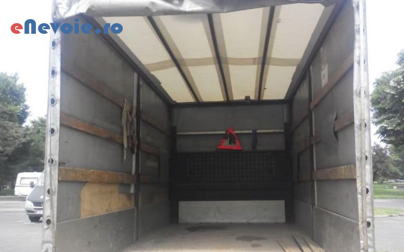 2transport-marfuri-transport-depozitare--florian-cioin.png