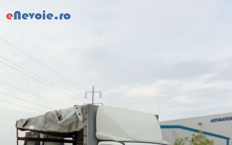 4servicii-mutari-transport-marfuri-transport-depozitare--florian-cioint.png
