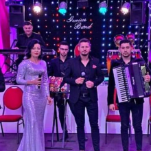 Avatar profil-utilizator/formatia-genius-bacau-alegerea-ta-pentru-evenimente-de-vis-9778-8d/formatia-genius-bacau-alegerea-ta-pentru-evenimente-de-vis-divertisment-evenimente-formatie-muzicala-organizari-evenimente--20191007204053.png