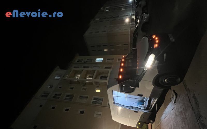 2servicii-mutari-transfer-aeroport-inchirieri-masini-de-transport-transport-persoane-transport-marfuri-transport-depozitare--george-nedele.png