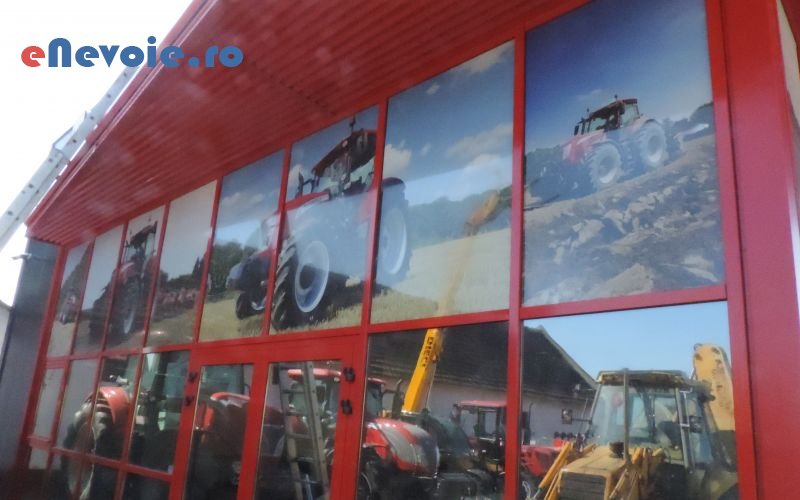 2grafica-si-design-print-outdoor-gravare-laser-autocolante-litere-volumetrice-reclame-bannere-carti-de-vizita-personalizare-obiecte-sc-charlie-me.png