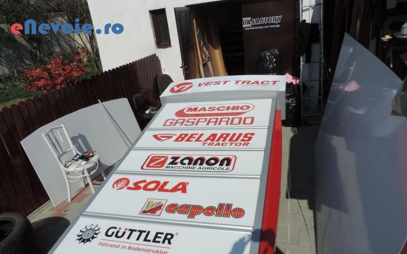 6grafica-si-design-print-outdoor-gravare-laser-autocolante-litere-volumetrice-reclame-bannere-carti-de-vizita-personalizare-obiecte-sc-charlie-me.png