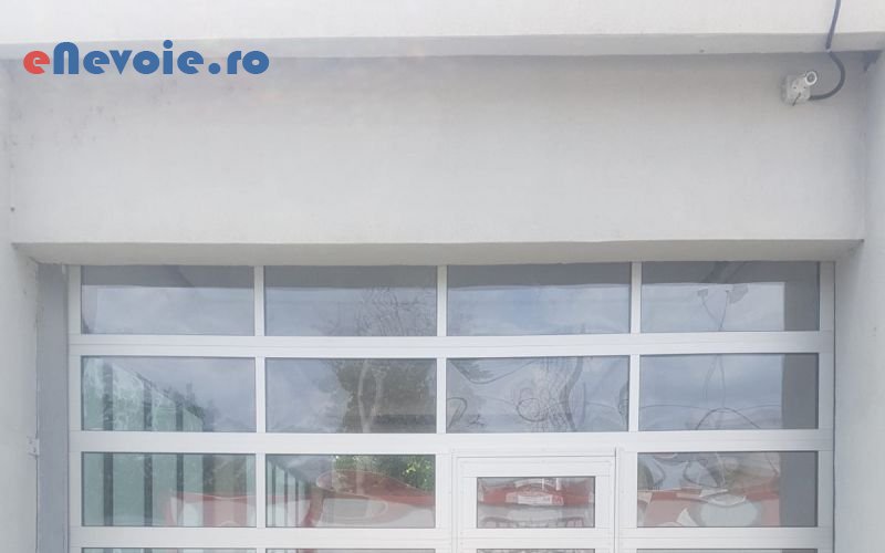 3usi-garaj-mobilier-si-tamplarie--sc-two-doors-.png