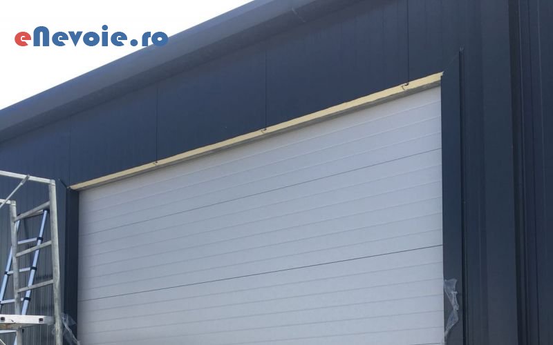 6usi-garaj-mobilier-si-tamplarie--sc-two-doors-.png